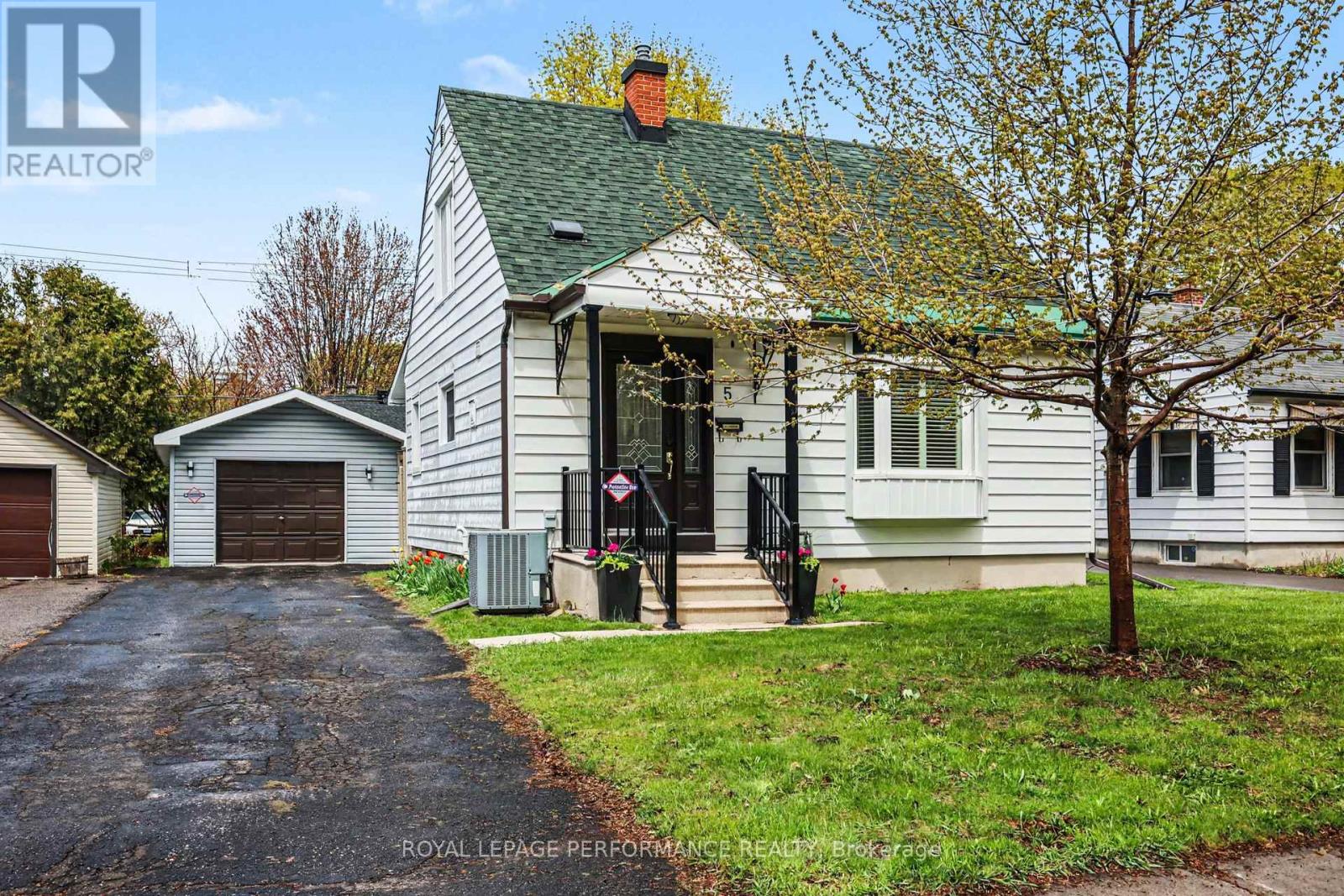 5 MARSHALL AVENUE, Ottawa, Ontario