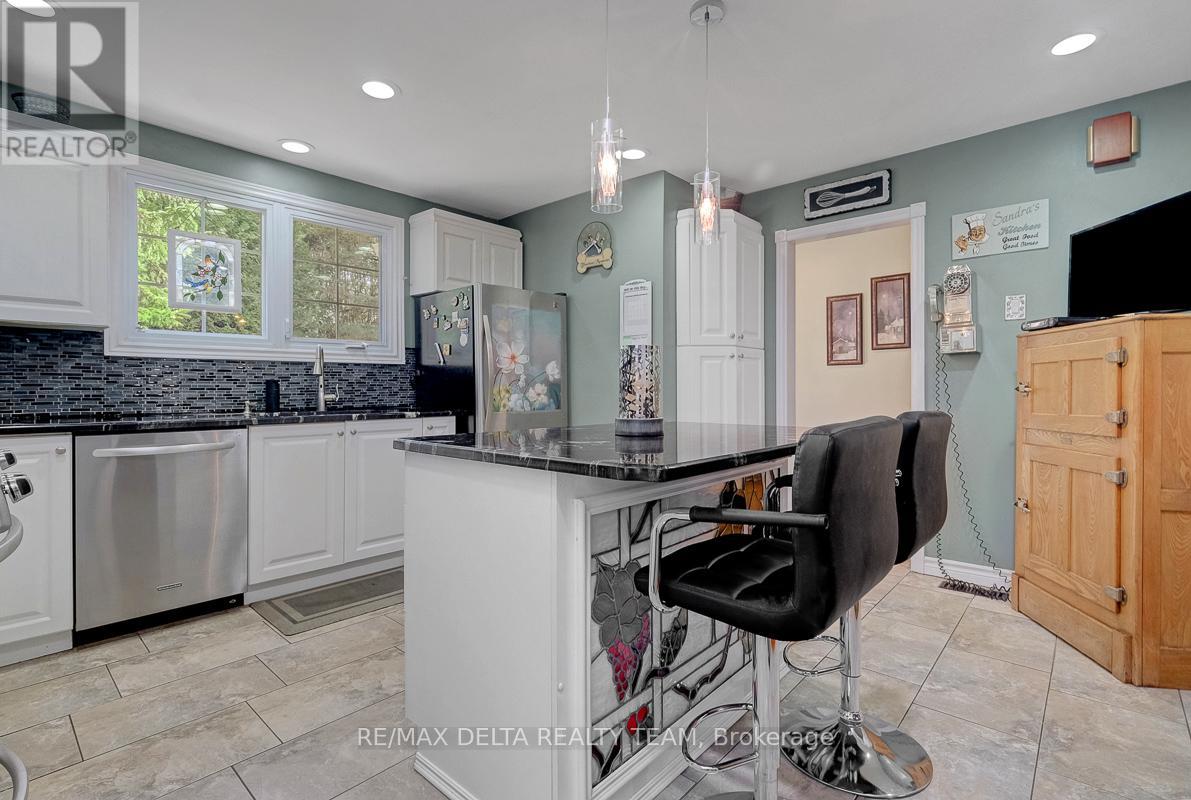 1079 Laporte Street, Ottawa, Ontario  K1J 7B3 - Photo 13 - X13126420