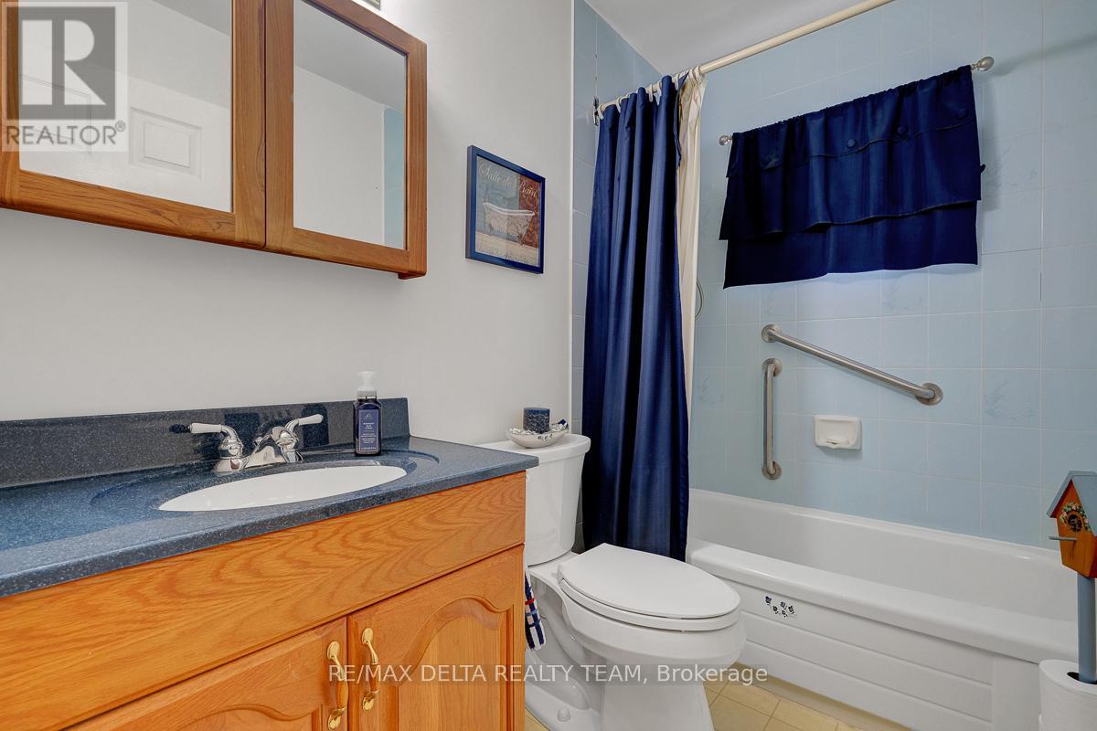 1079 Laporte Street, Ottawa, Ontario  K1J 7B3 - Photo 25 - X13126420