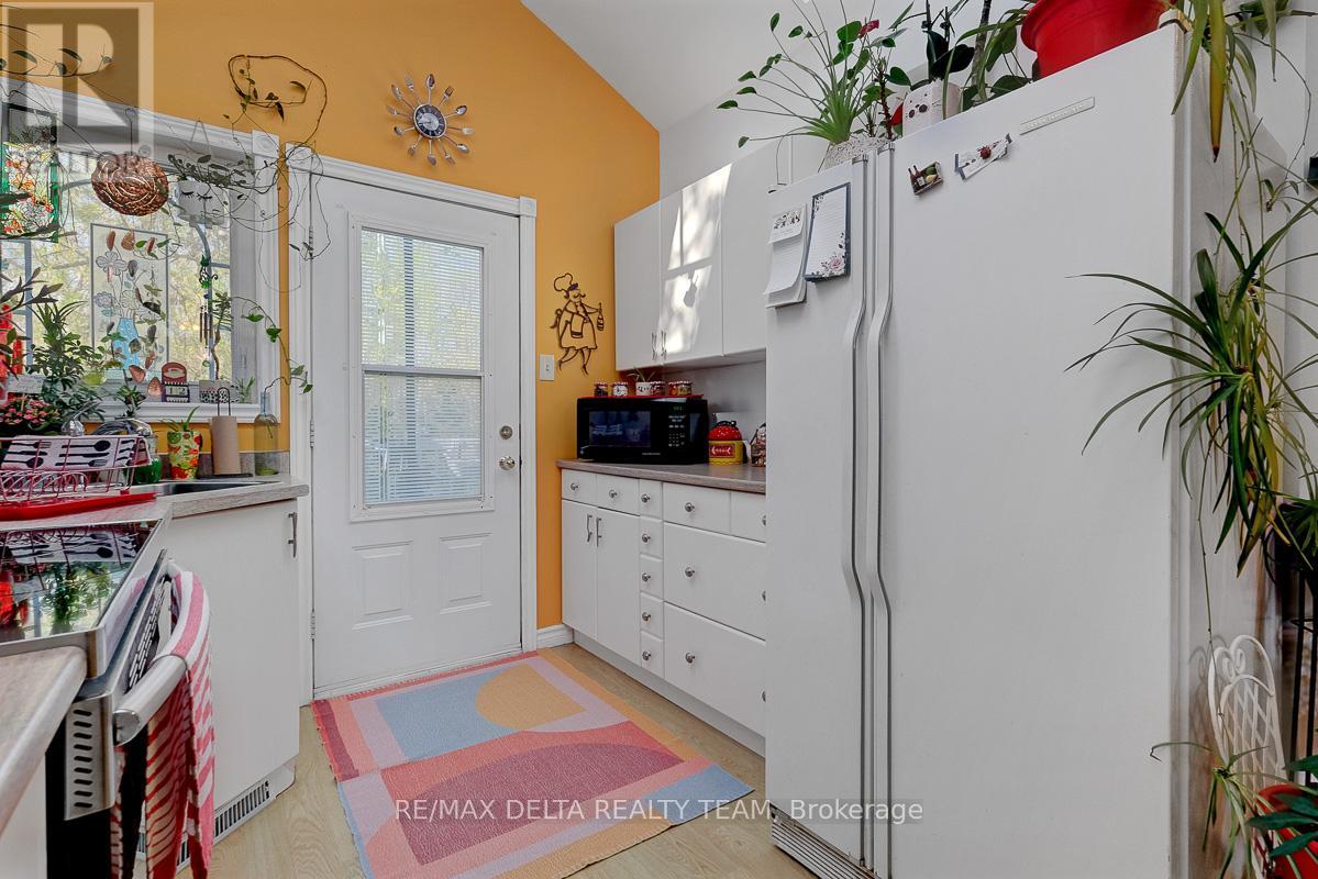 1079 Laporte Street, Ottawa, Ontario  K1J 7B3 - Photo 37 - X13126420