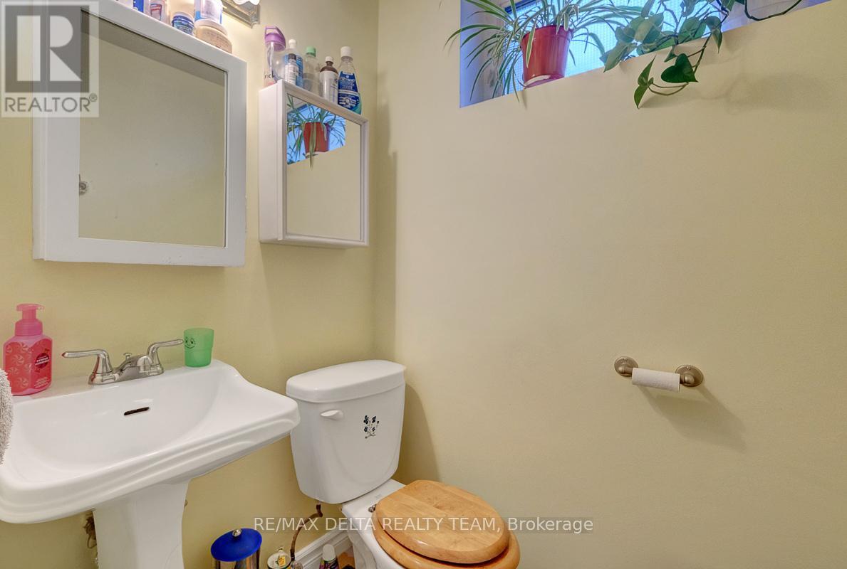 1079 Laporte Street, Ottawa, Ontario  K1J 7B3 - Photo 50 - X13126420