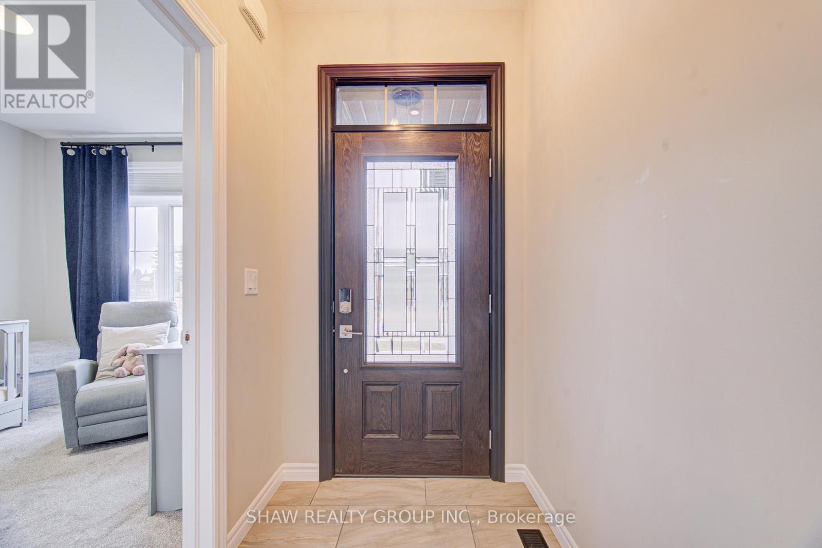 15 Matheson Crescent, East Zorra-Tavistock, Ontario  N0J 1M0 - Photo 5 - X13118052