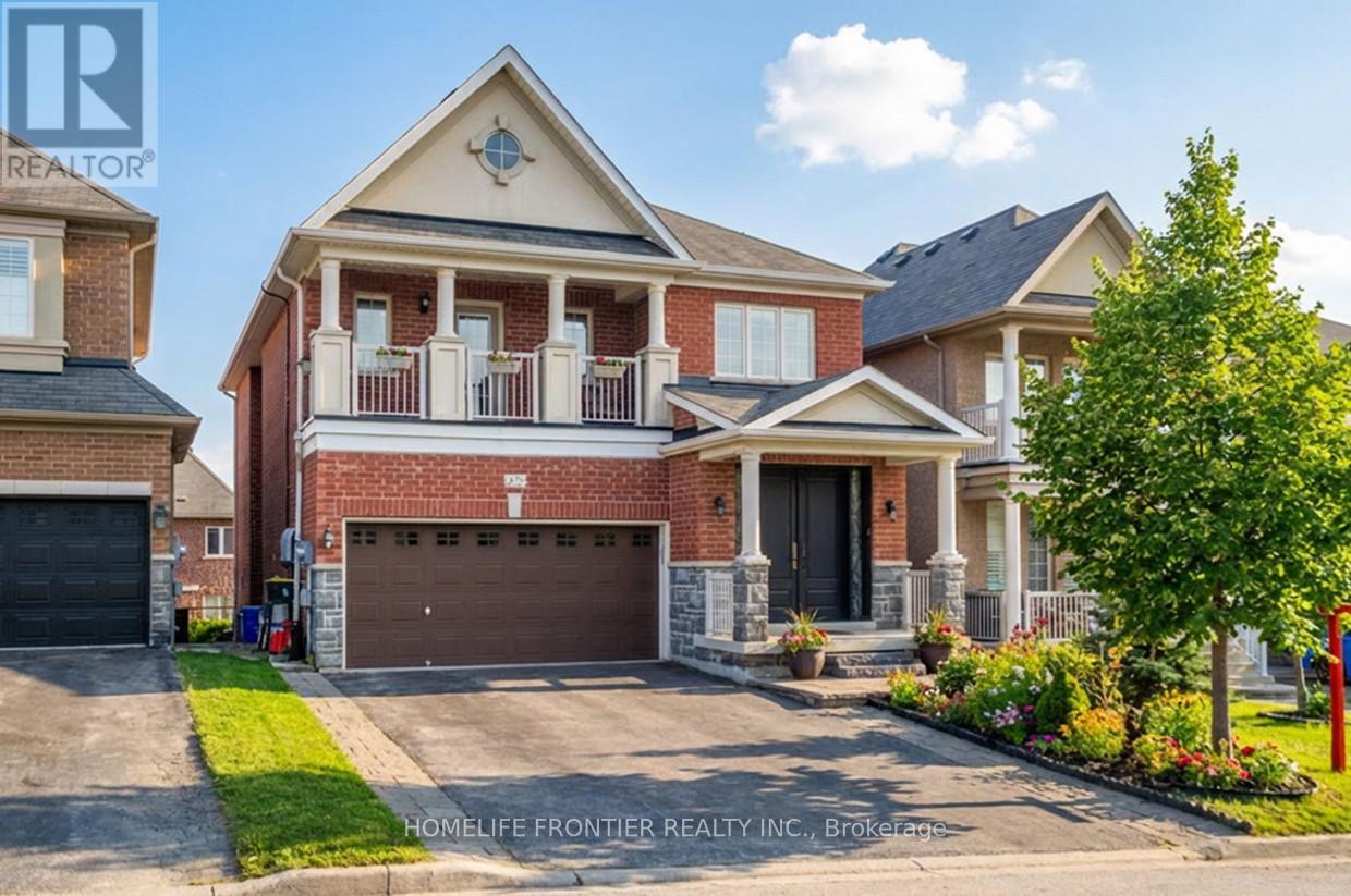 475 KWAPIS BOULEVARD, Newmarket, Ontario