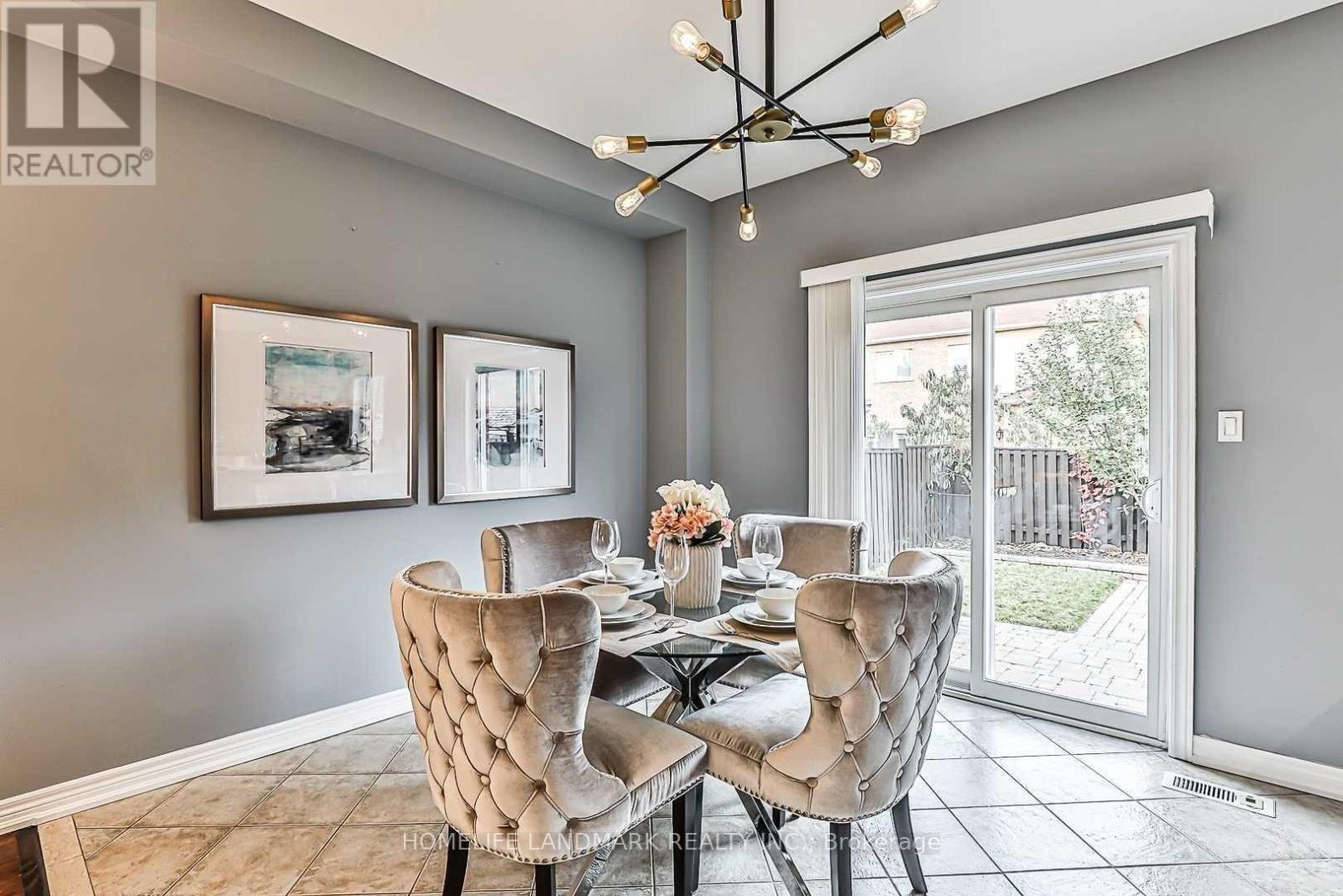 30 Ozner Crescent, Vaughan, Ontario  L4H 0E2 - Photo 10 - N13126516