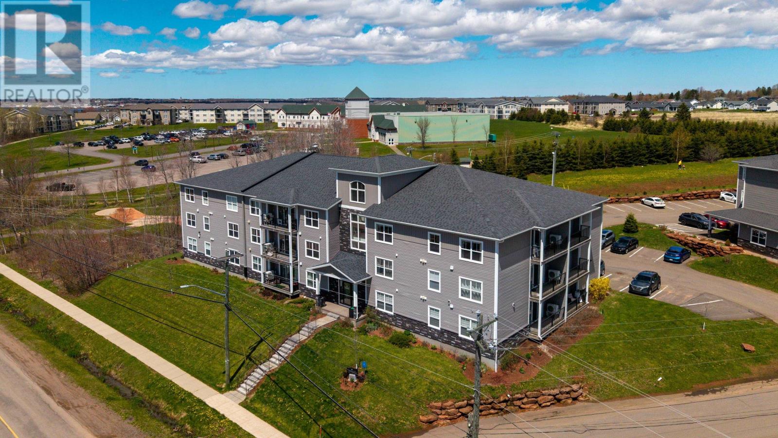213 212 Shakespeare Drive, Stratford, Prince Edward Island  C1B 4B7 - Photo 3 - 202610830