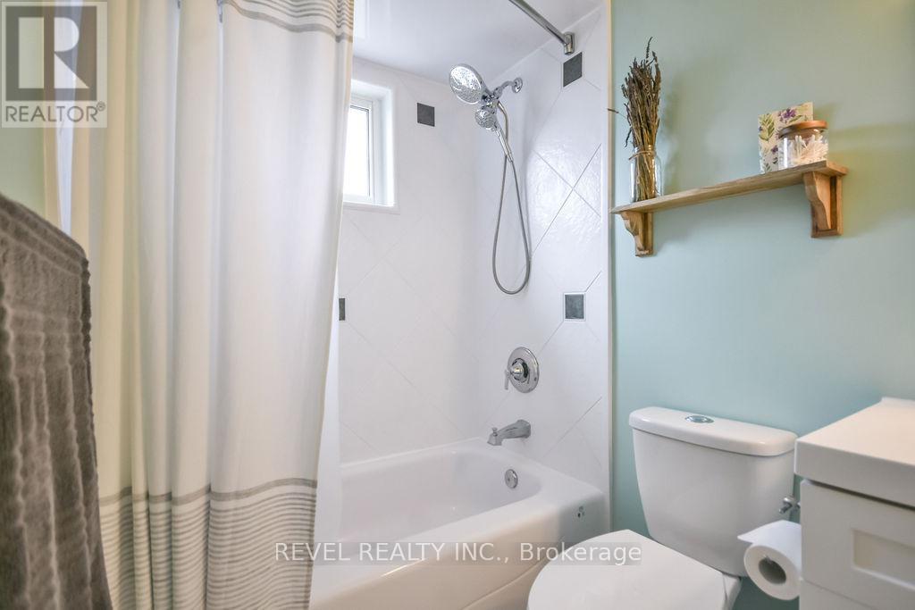 36 Athabaska Road, Barrie (Holly), Ontario  L4N 8E6 - Photo 23 - S13126448
