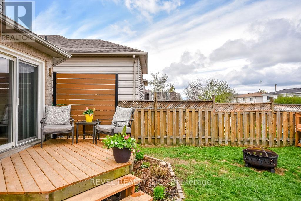 36 Athabaska Road, Barrie (Holly), Ontario  L4N 8E6 - Photo 35 - S13126448