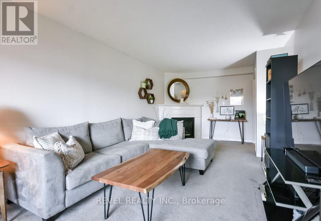 36 Athabaska Road, Barrie (Holly), Ontario  L4N 8E6 - Photo 6 - S13126448