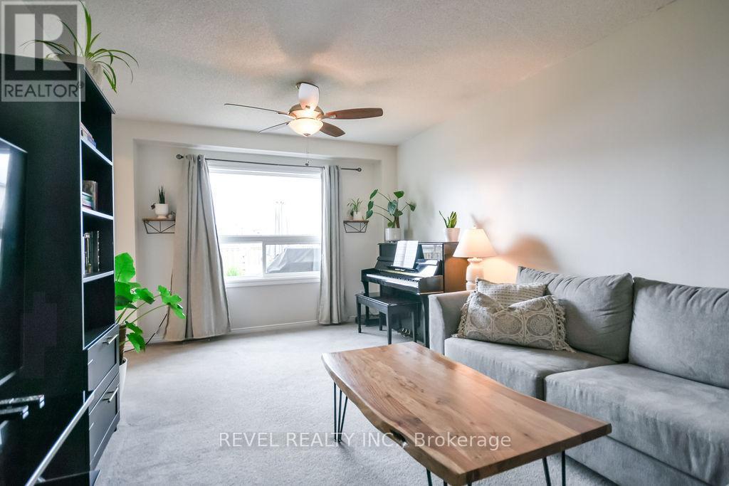 36 Athabaska Road, Barrie (Holly), Ontario  L4N 8E6 - Photo 8 - S13126448
