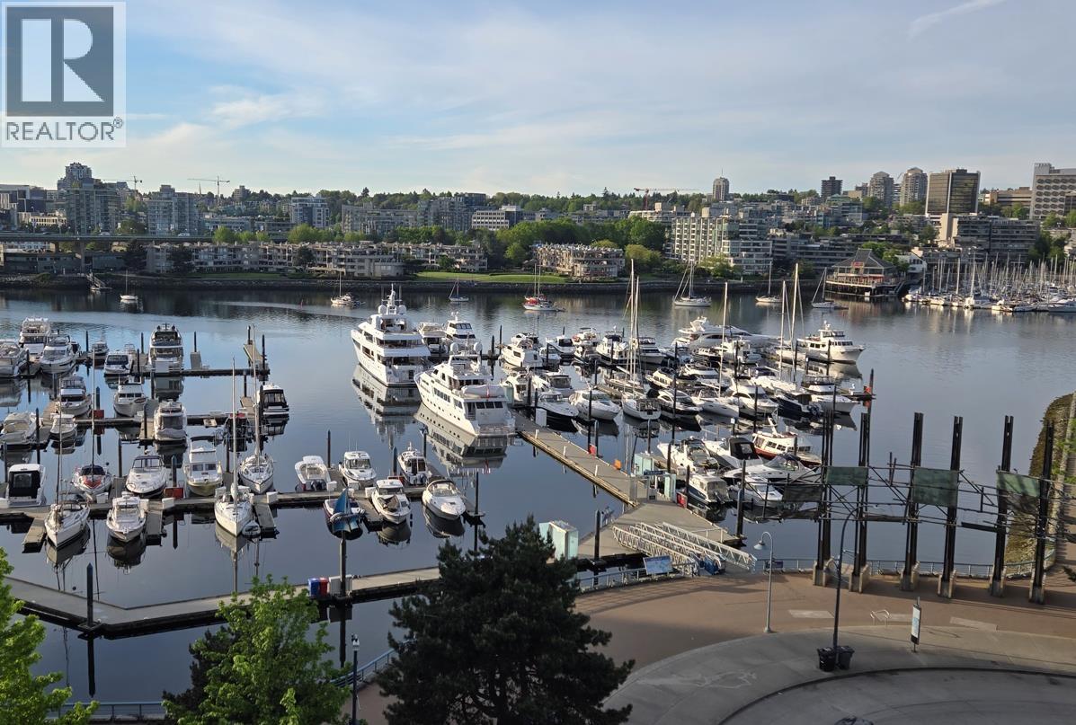 902 1199 Marinaside Crescent, Vancouver, British Columbia  V6Z 2Y2 - Photo 2 - R3122387