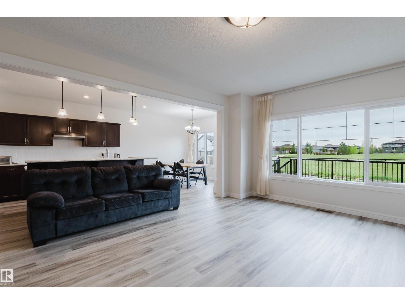 17718 5a Av Sw, Edmonton, Alberta  T6W 2L4 - Photo 12 - E4487581