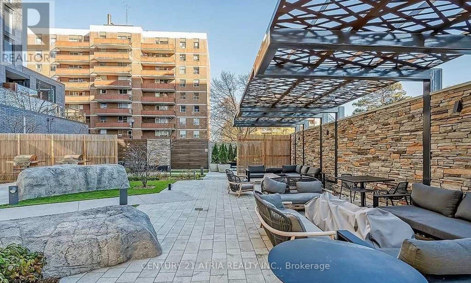 712 - 21 Park Street E, Mississauga, Ontario  L5G 1L7 - Photo 24 - W13126582