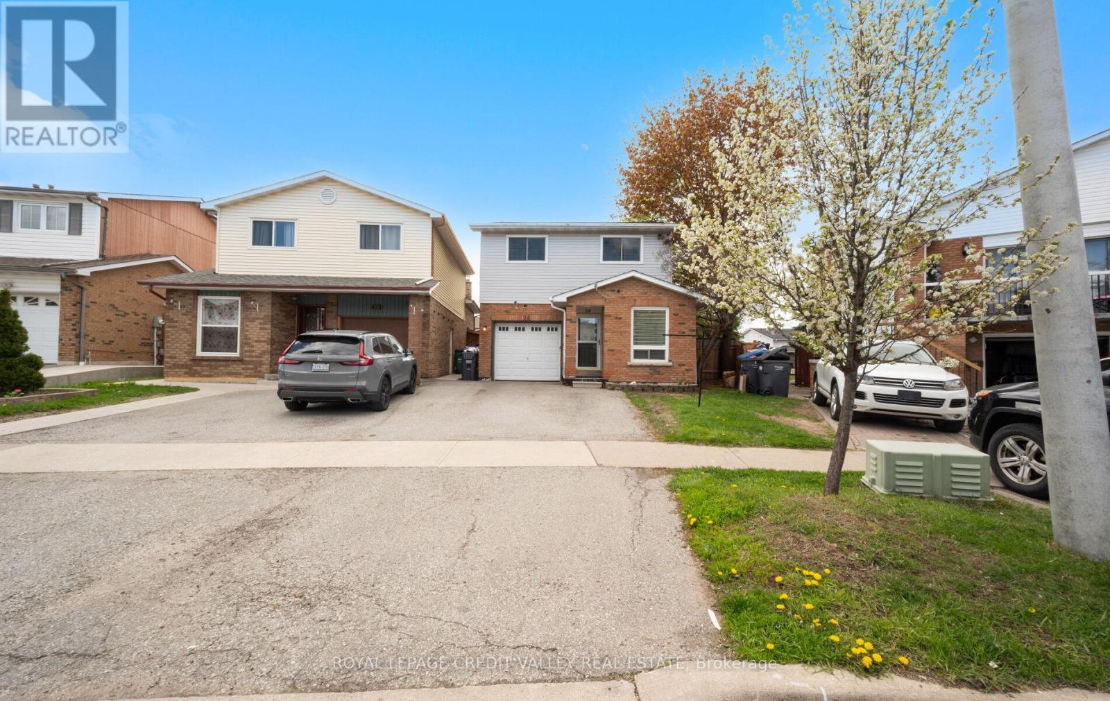 24 PLUTO DRIVE, Brampton, Ontario
