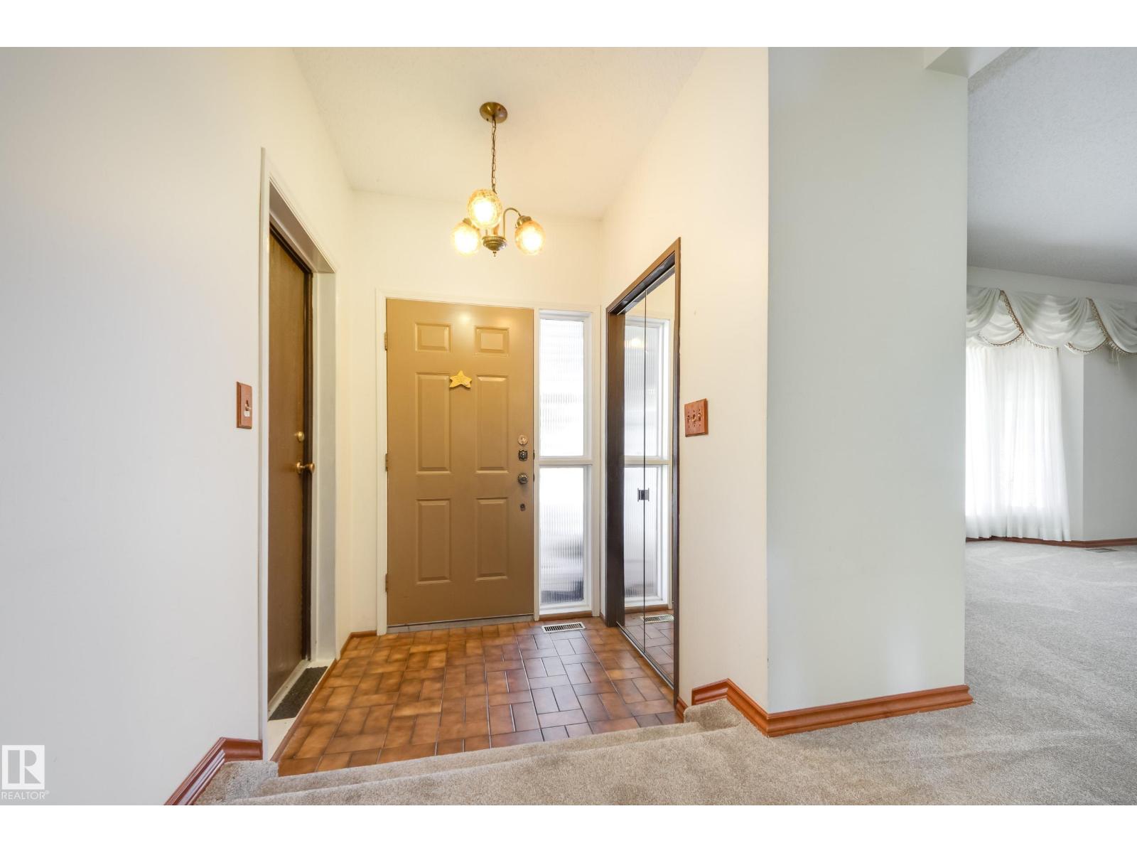 12307 54 St Nw, Edmonton, Alberta  T5W 3N7 - Photo 2 - E4487585