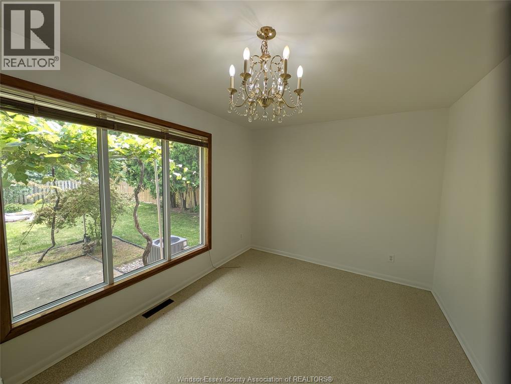 1867 Kent, Windsor, Ontario  N9E 3R4 - Photo 10 - 26011112