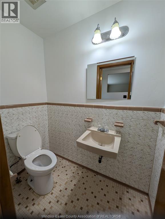 1867 Kent, Windsor, Ontario  N9E 3R4 - Photo 18 - 26011112