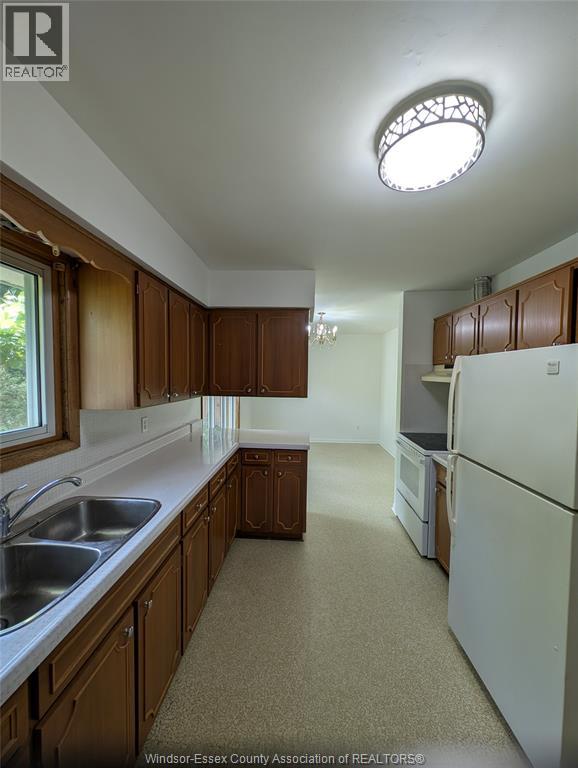 1867 Kent, Windsor, Ontario  N9E 3R4 - Photo 8 - 26011112