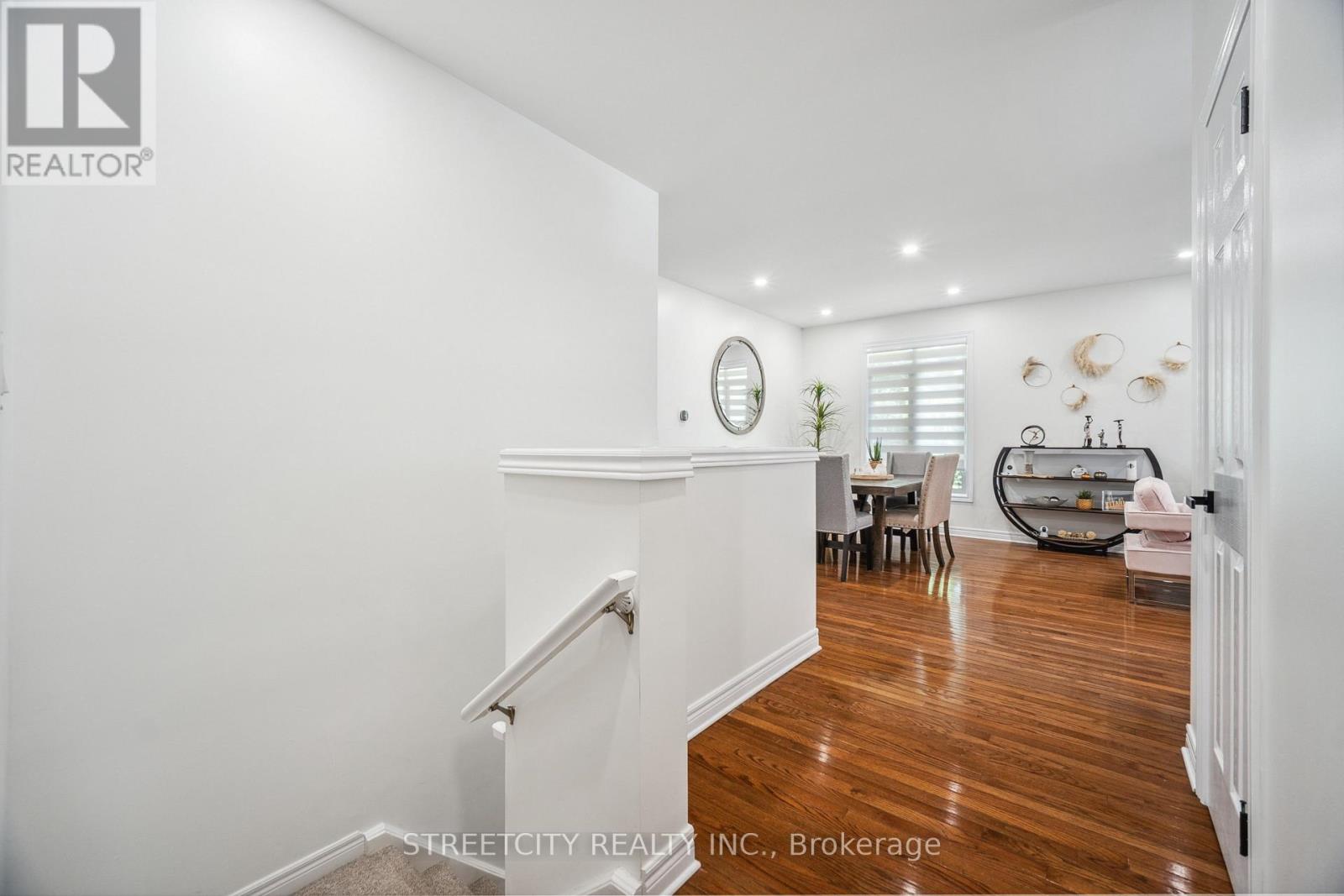 211 - 2025 Meadowgate Boulevard S, London South, Ontario  N6M 1K9 - Photo 31 - X12838638