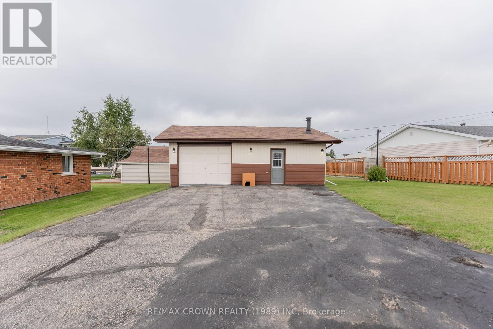 36 Art Street, Smooth Rock Falls, Ontario  P0L 2B0 - Photo 35 - T13126670
