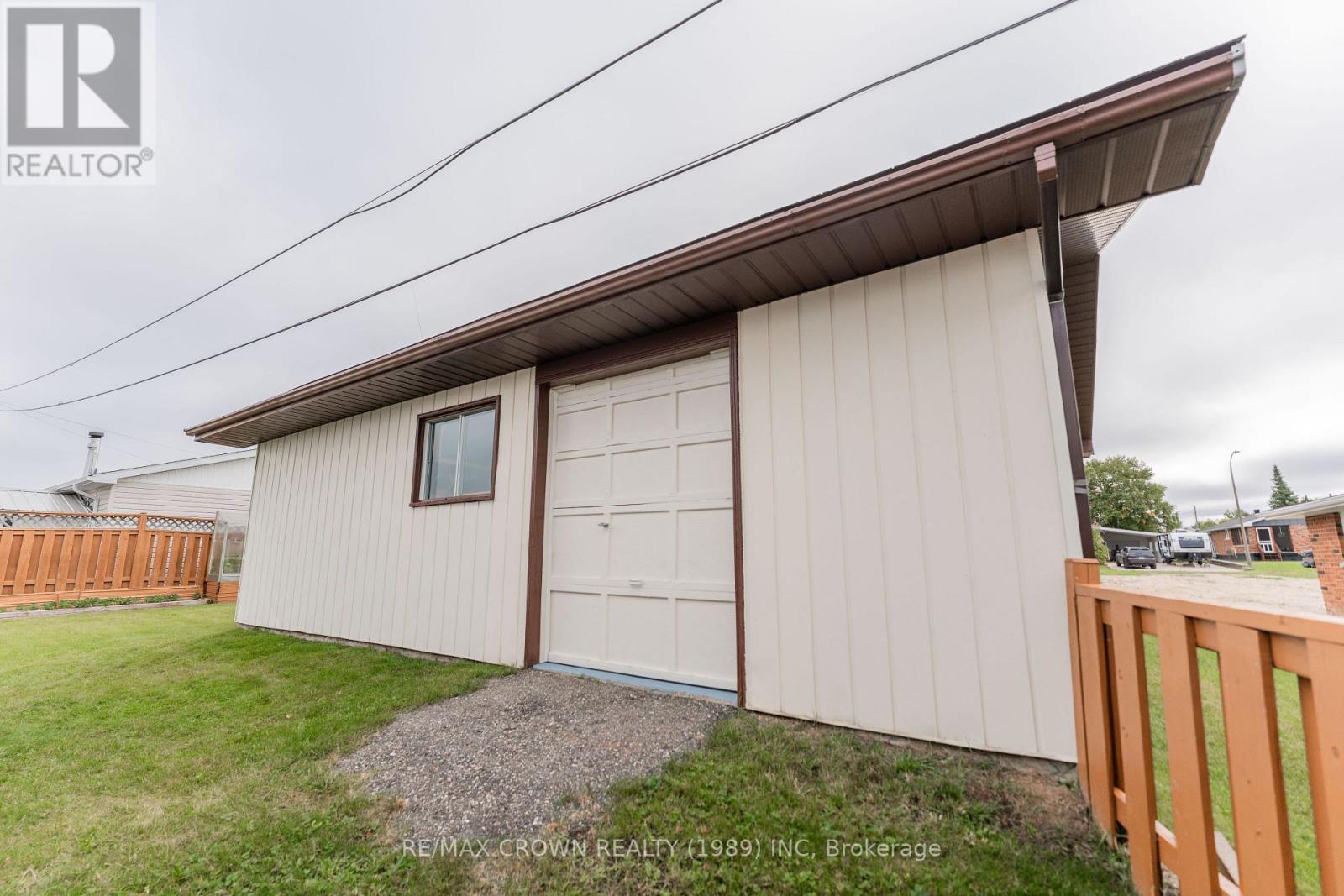 36 Art Street, Smooth Rock Falls, Ontario  P0L 2B0 - Photo 40 - T13126670