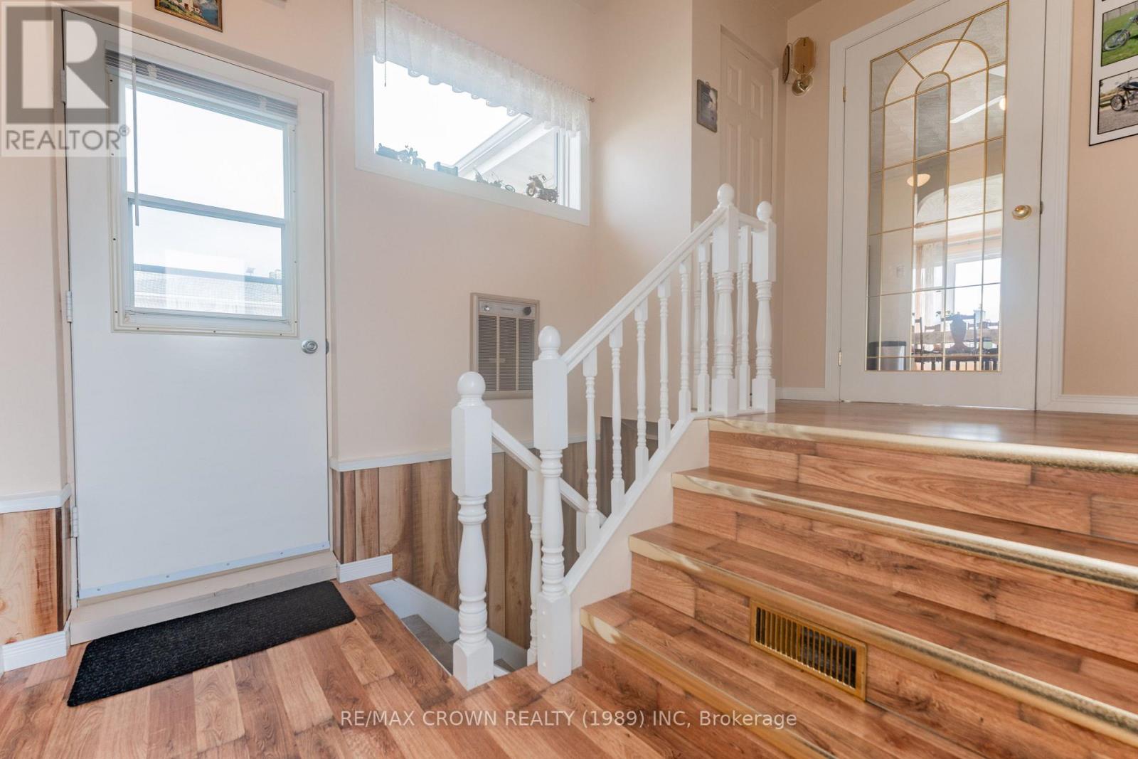 36 Art Street, Smooth Rock Falls, Ontario  P0L 2B0 - Photo 6 - T13126670