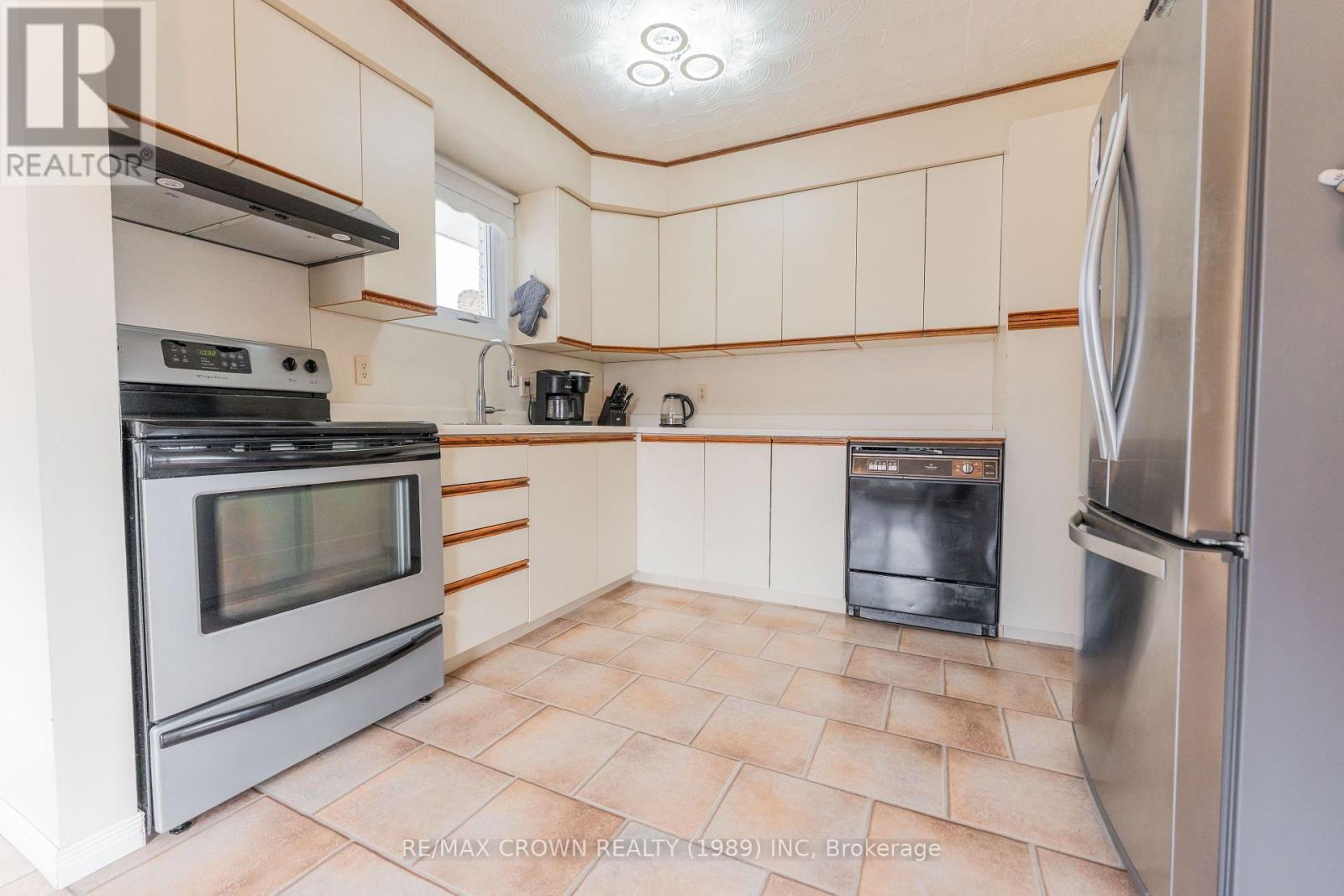 36 Art Street, Smooth Rock Falls, Ontario  P0L 2B0 - Photo 7 - T13126670