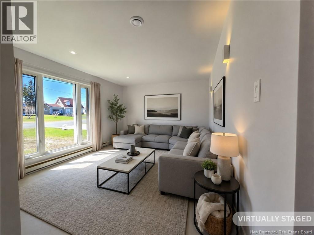 169 Rue Louis De Lanteigne, Caraquet, New Brunswick  E1W 1A9 - Photo 6 - NB139092