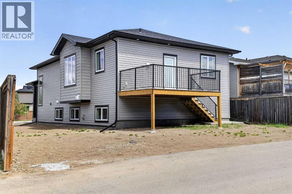 74 Riverpark Boulevard W, Lethbridge, Alberta  T1K 5X4 - Photo 36 - A2310932
