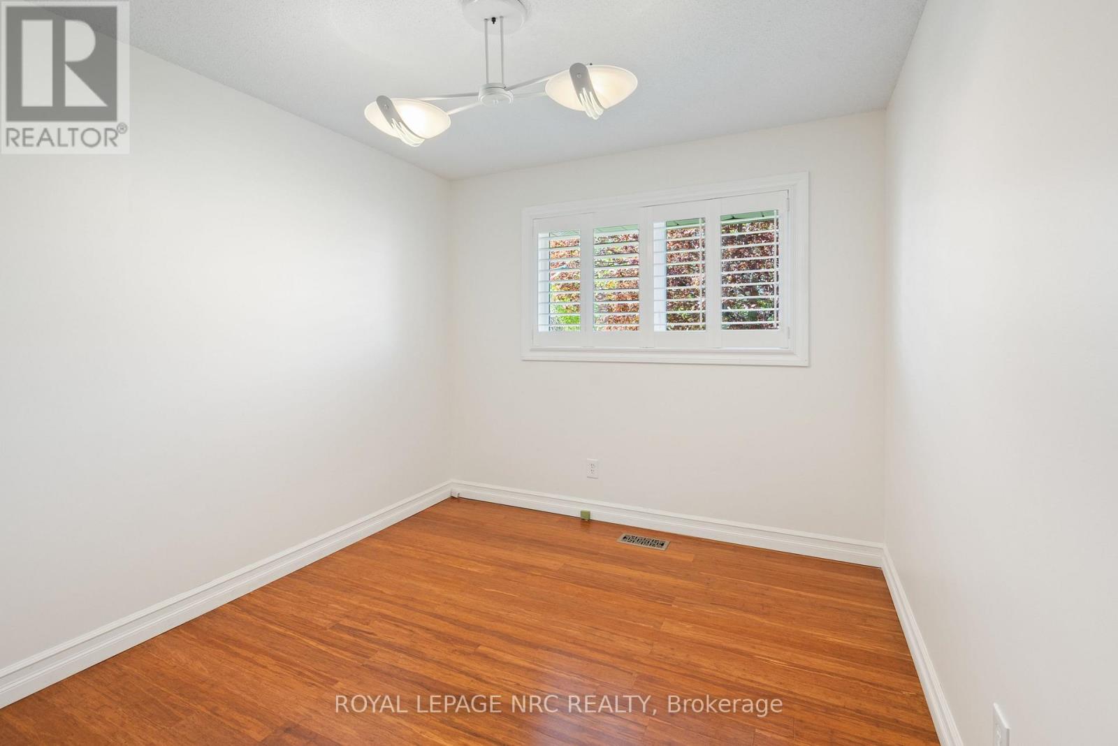 12 Glenview Avenue E, St. Catharines, Ontario  L2N 2Z6 - Photo 4 - X13126730
