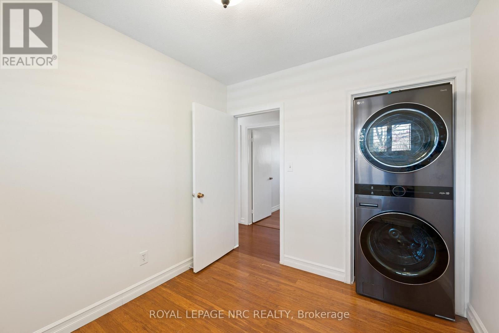 12 Glenview Avenue E, St. Catharines, Ontario  L2N 2Z6 - Photo 7 - X13126730