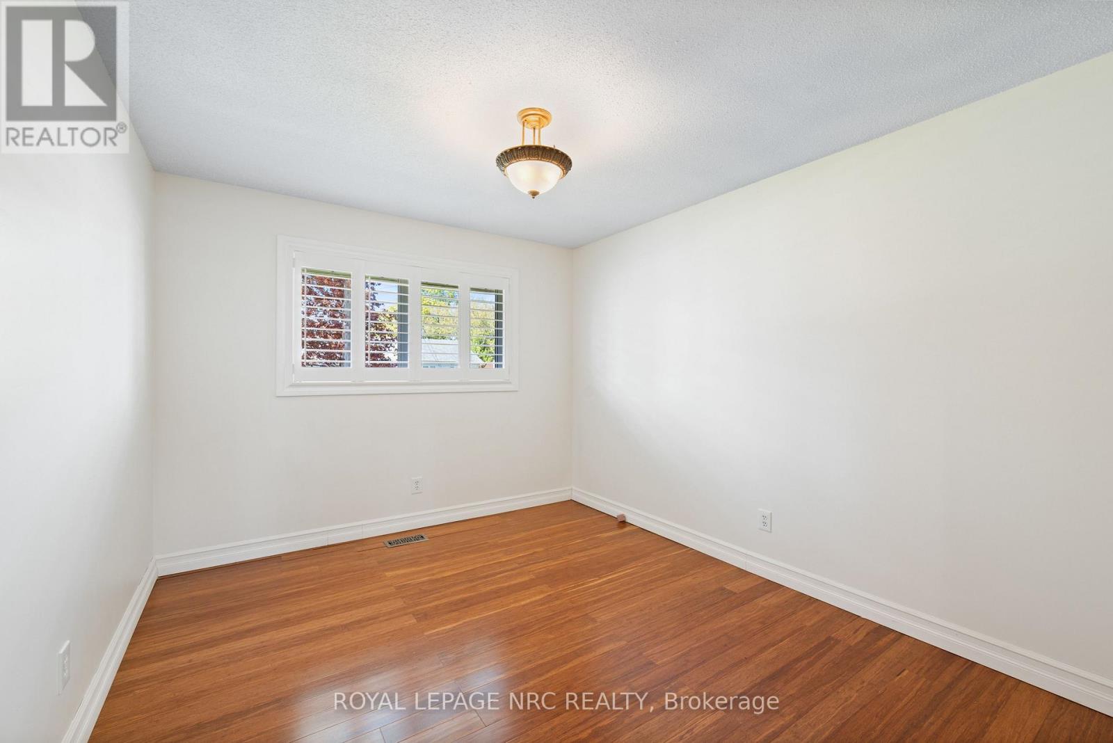 12 Glenview Avenue E, St. Catharines, Ontario  L2N 2Z6 - Photo 8 - X13126730