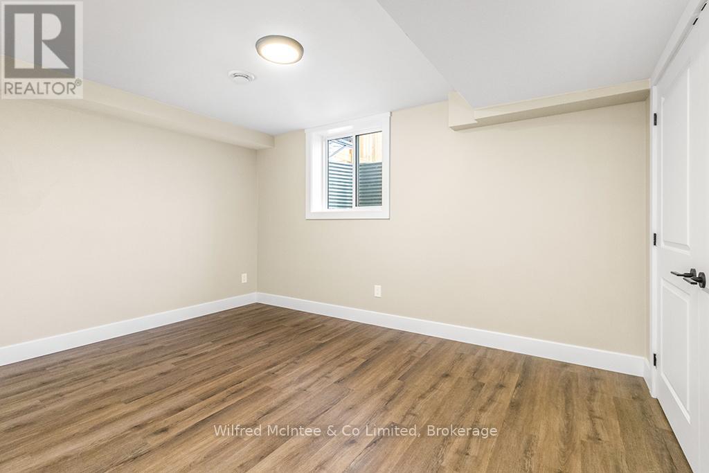 225 Saugeen Street, Saugeen Shores, Ontario  N0H 2L0 - Photo 35 - X12828372