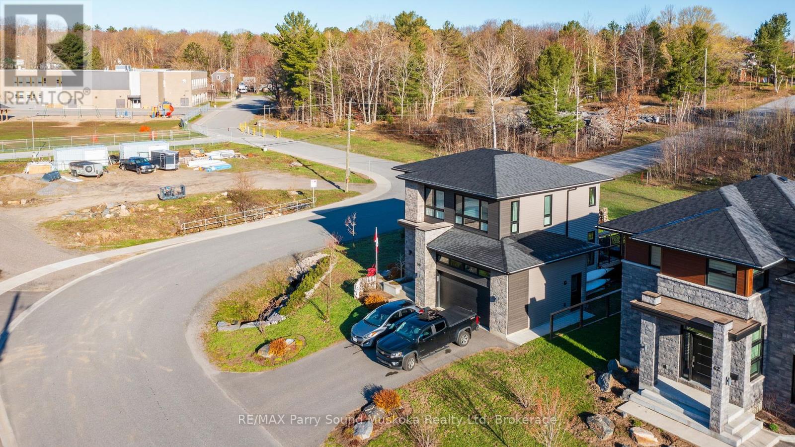44 Dennis Drive, Parry Sound, Ontario  P2A 0E6 - Photo 34 - X12890258