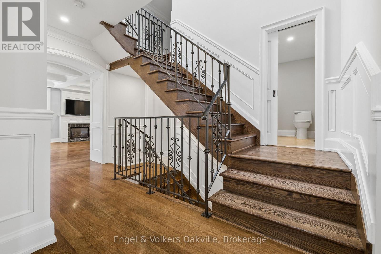 1182 Streambank Drive, Mississauga, Ontario  L5H 1W8 - Photo 10 - W13126744