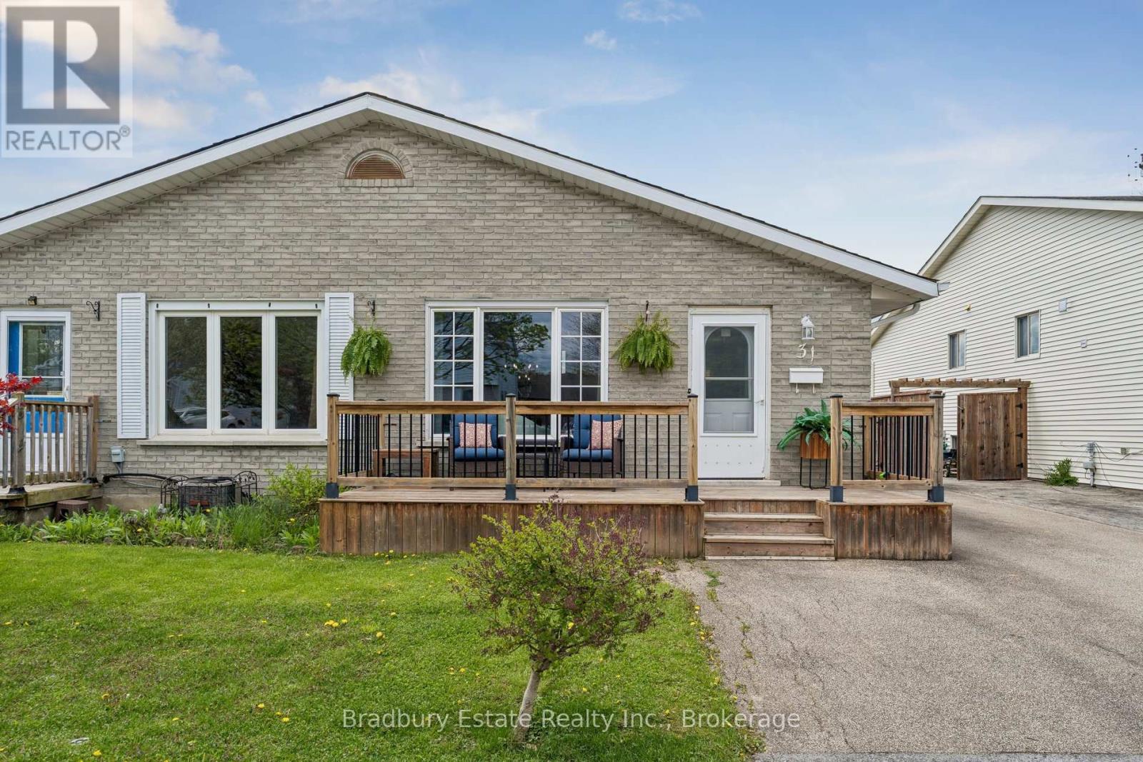 31 MAYFAIR DRIVE, Welland, Ontario