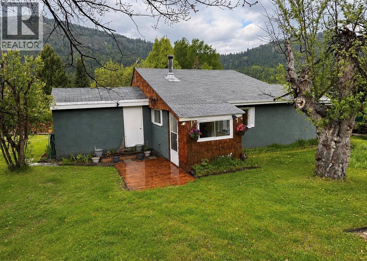 315 Everette Avenue, Greenwood, British Columbia