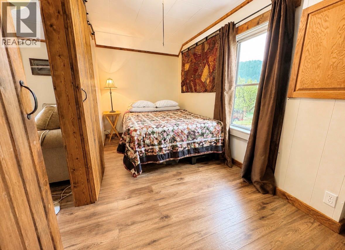 315 Everette Avenue, Greenwood, British Columbia  V0H 1J0 - Photo 14 - 10387147