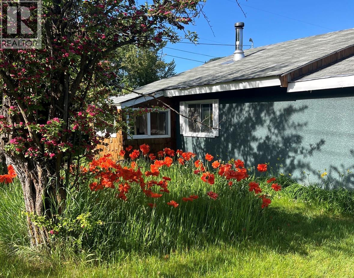 315 Everette Avenue, Greenwood, British Columbia  V0H 1J0 - Photo 18 - 10387147
