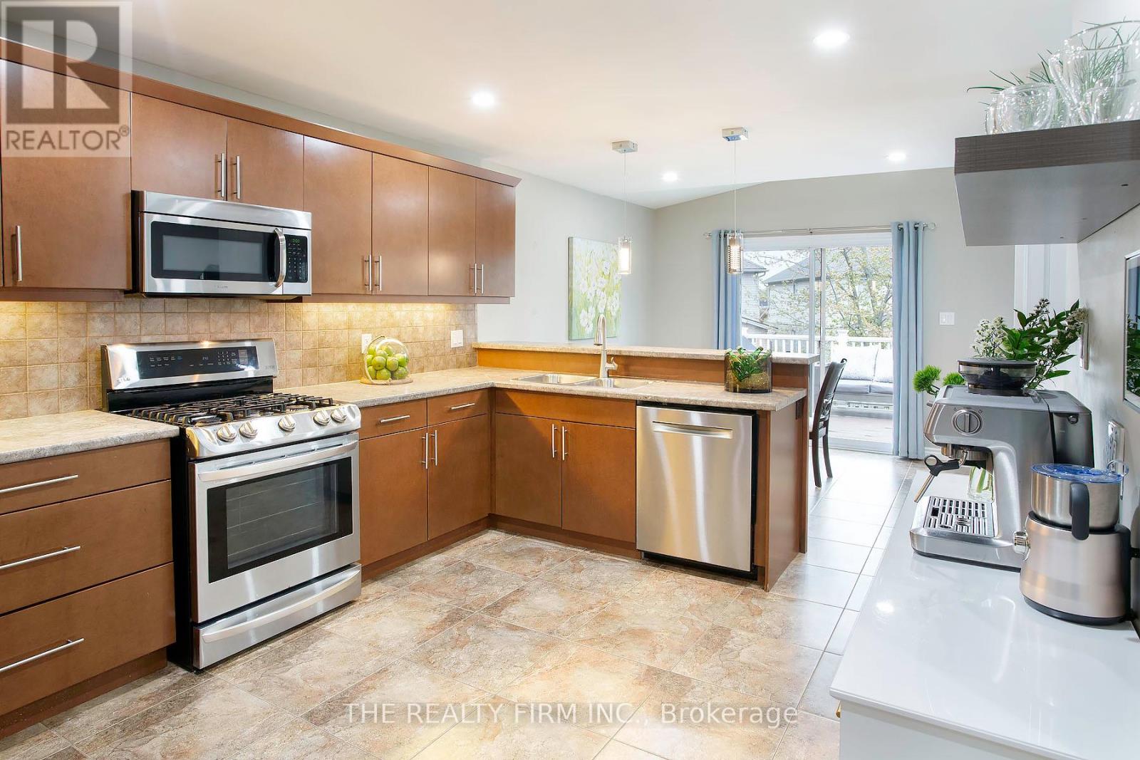 2237 Cardinal Court, London South, Ontario  N6M 0C2 - Photo 6 - X13127068