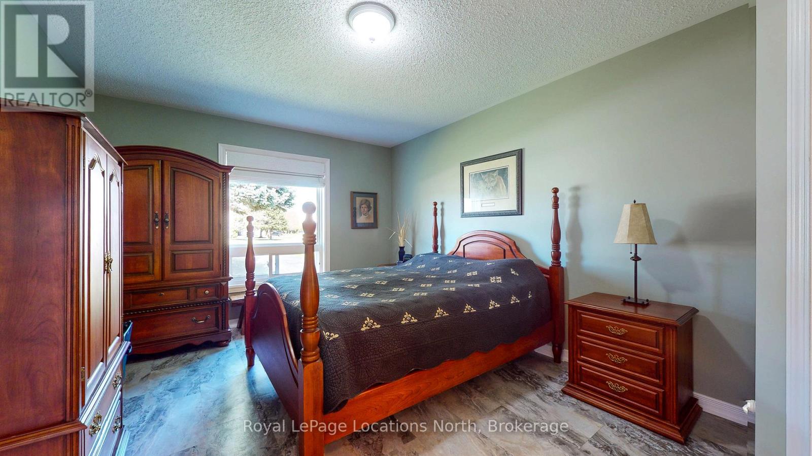 37 Indiana Avenue, Wasaga Beach, Ontario  L9Z 3A8 - Photo 13 - S13127006