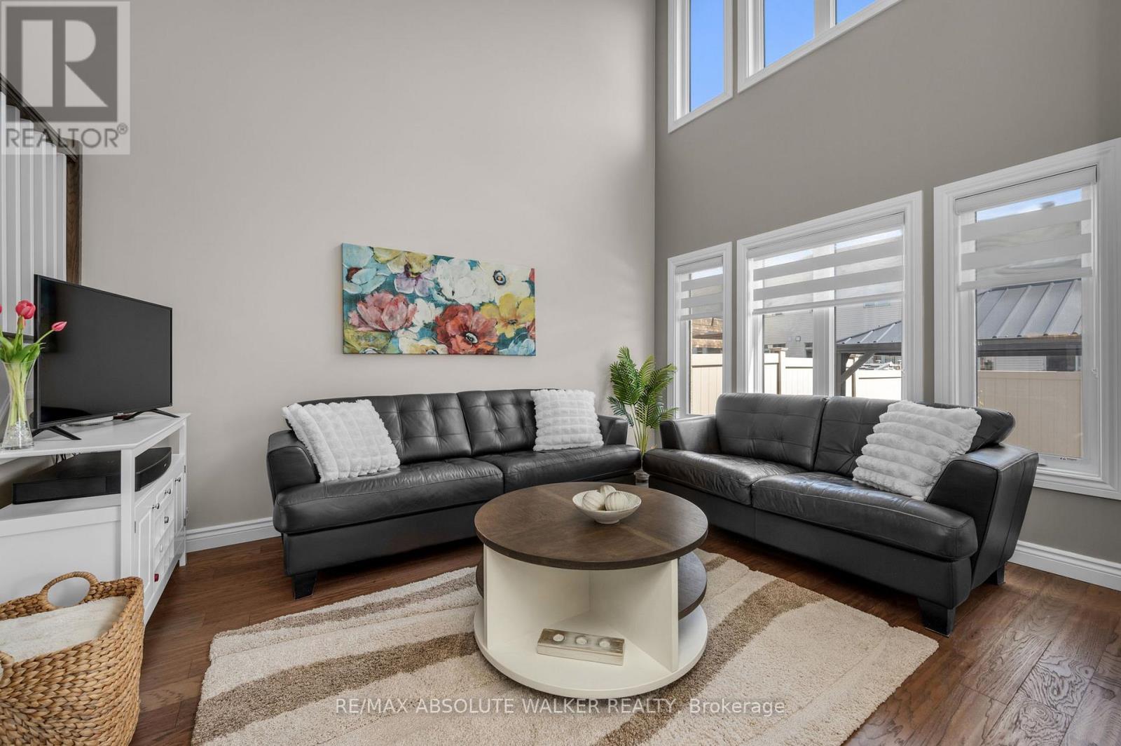 4396 Goldeneye Way, Ottawa, Ontario  K1V 2H9 - Photo 4 - X13126976