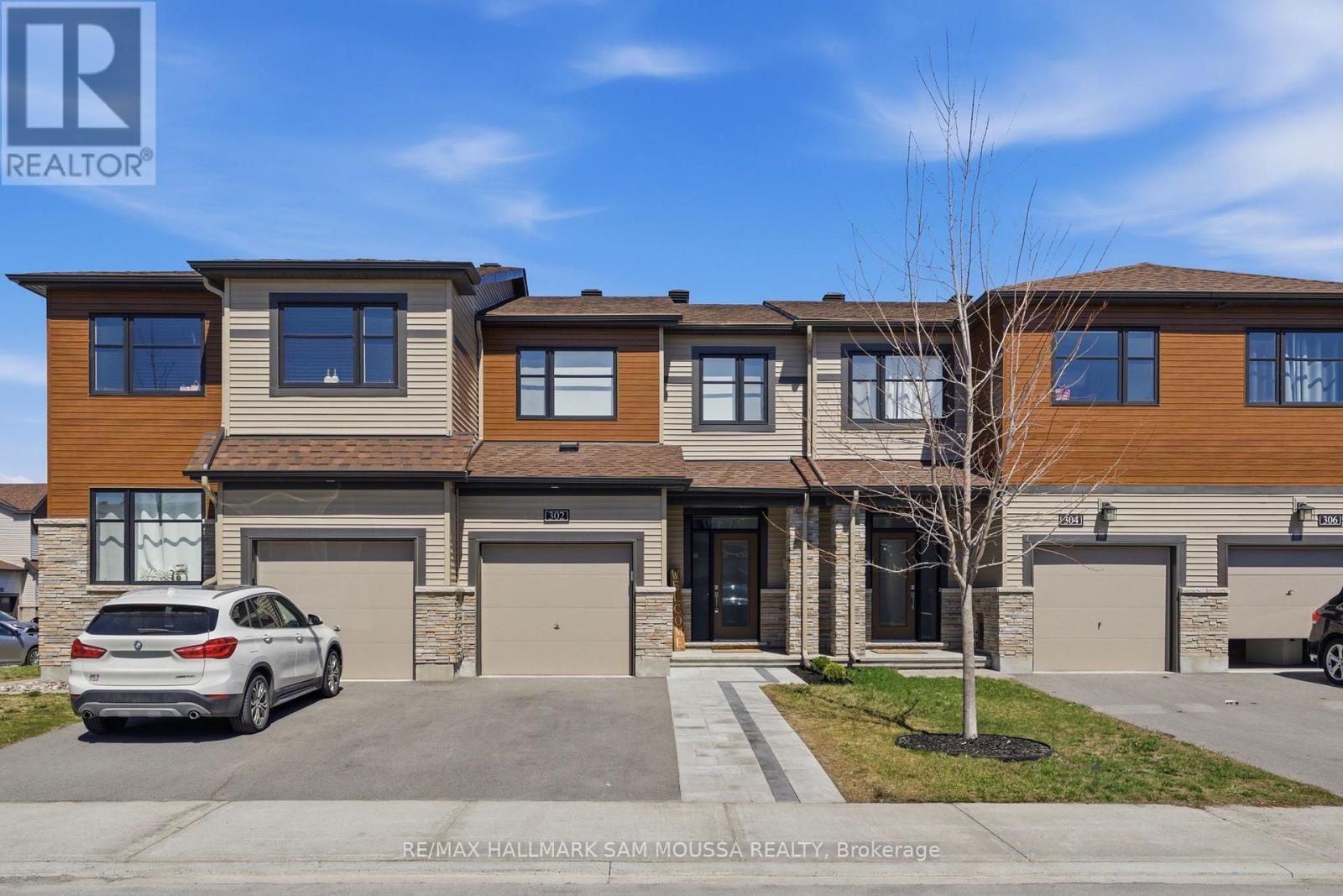 302 DRUMLISH LANE, Ottawa, Ontario