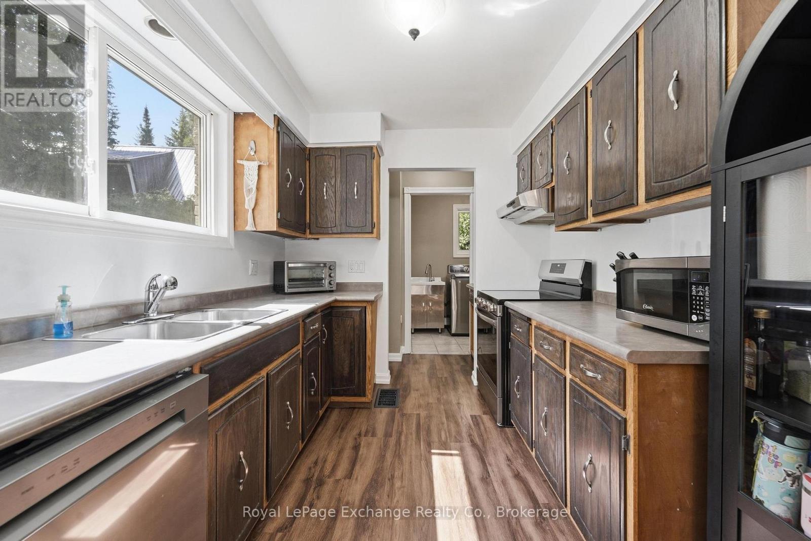 81 Victoria Street, Kincardine, Ontario  N0G 2T0 - Photo 11 - X13126846