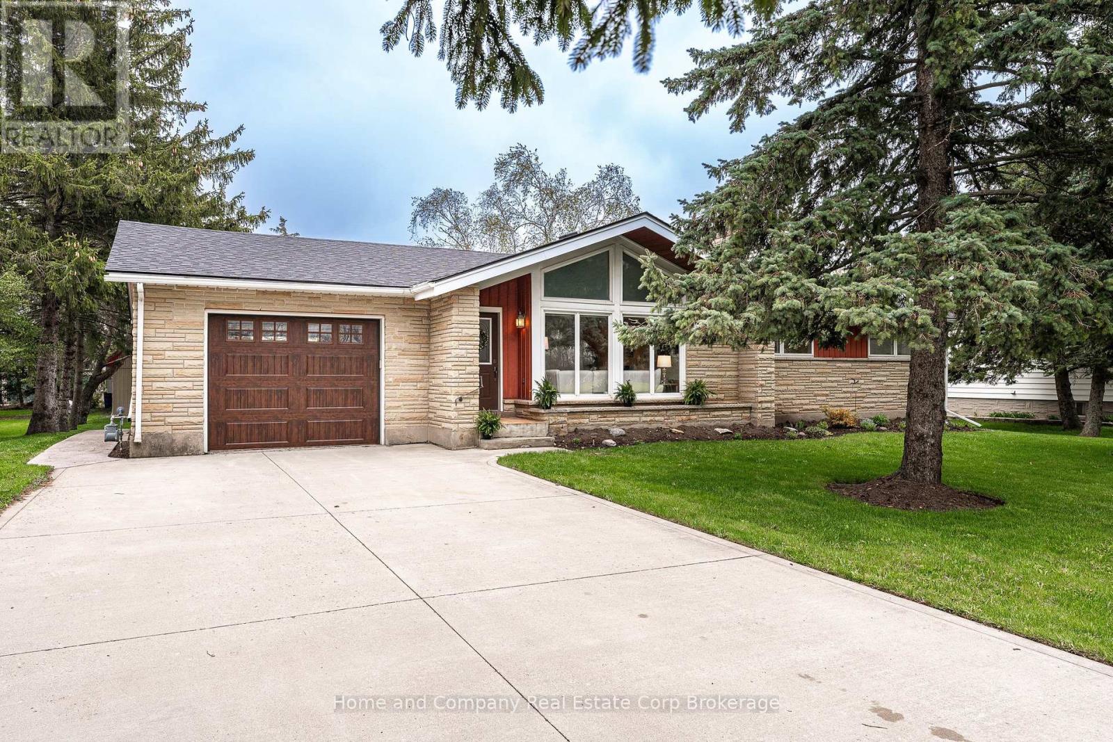 3981 111 ROAD, Perth East, Ontario