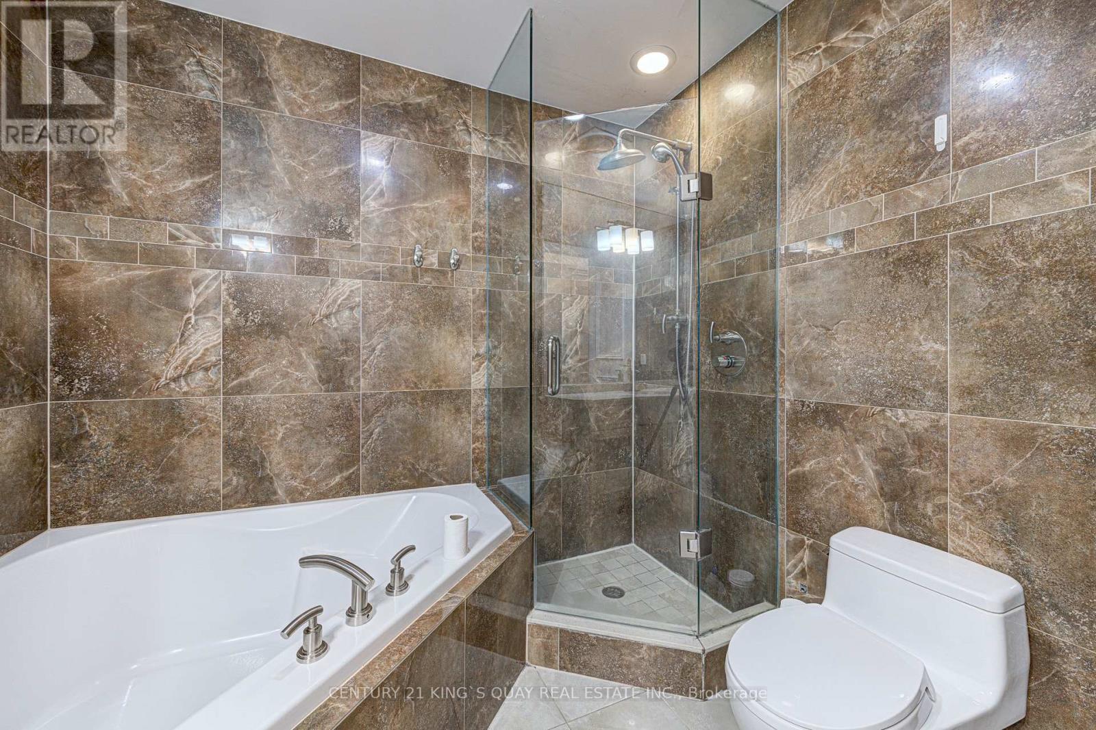 206 - 10 Old York Mills Road, Toronto, Ontario  M2P 2G6 - Photo 24 - C13126756