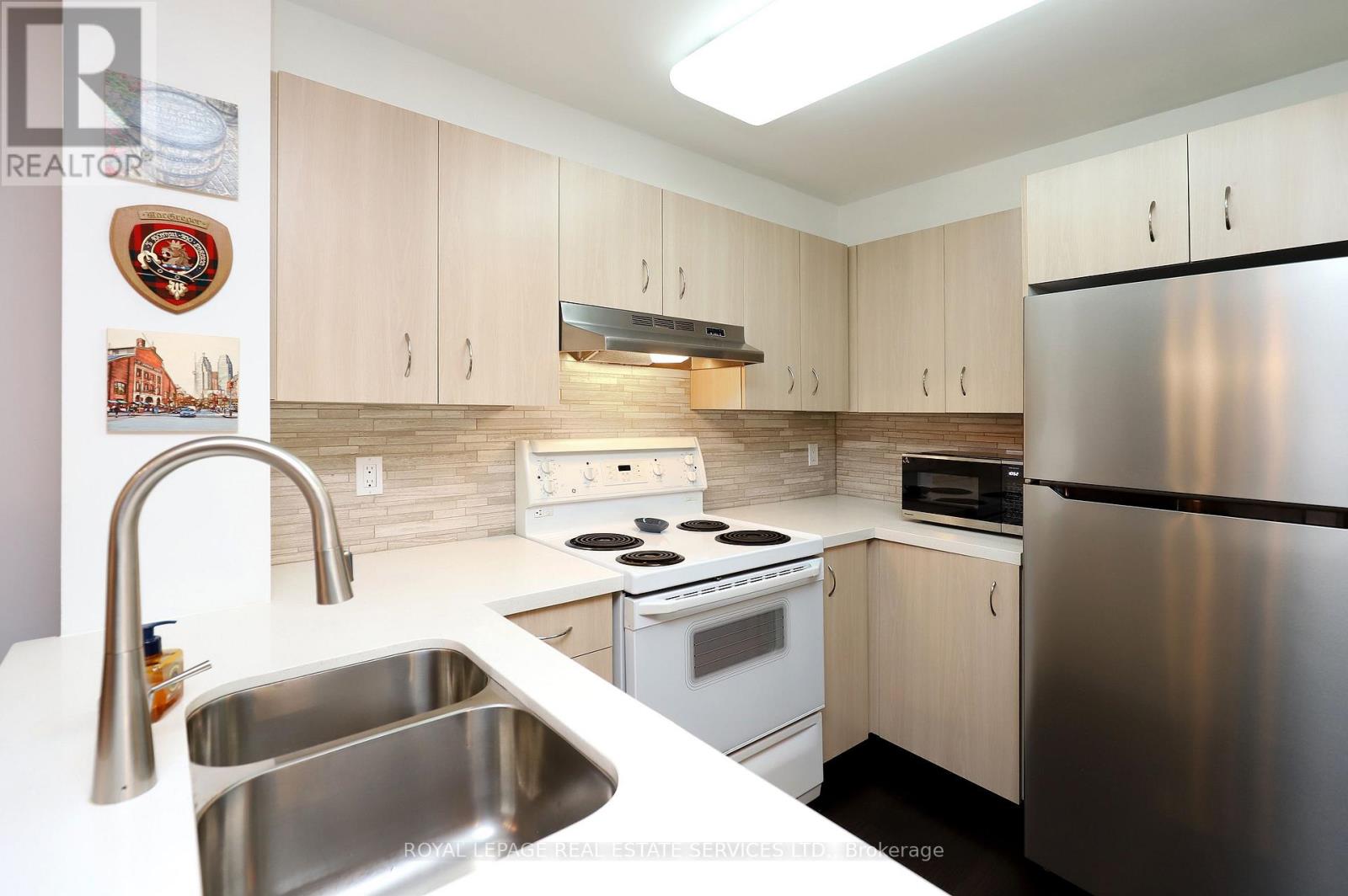 504 - 105 Victoria Street, Toronto, Ontario  M5C 3B4 - Photo 8 - C13126936