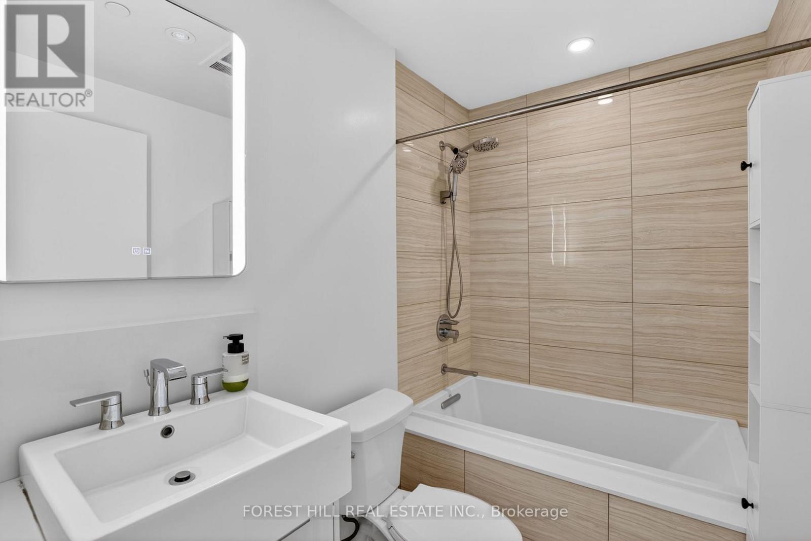 303 - 170 Avenue Road, Toronto, Ontario  M5R 0A4 - Photo 5 - C13127062