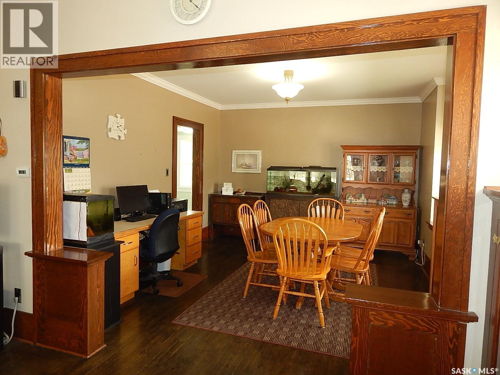 300 4th Avenue E, Assiniboia, Saskatchewan  S0H 0B0 - Photo 20 - SK035834