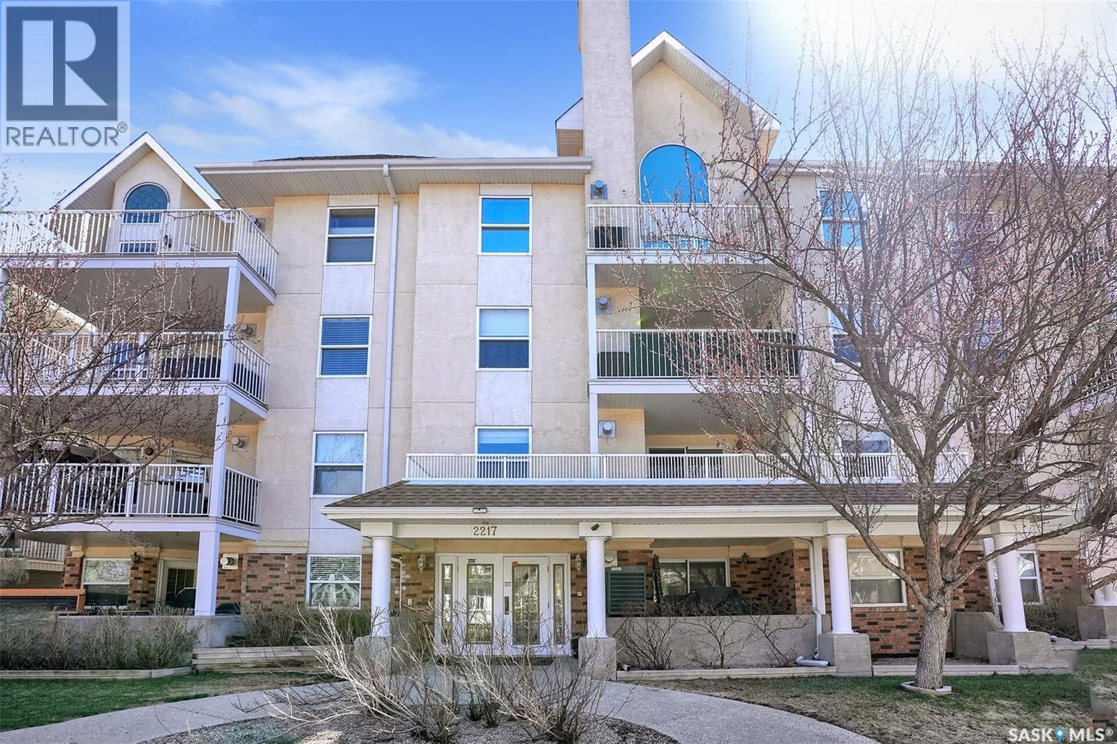 302 2217 Angus Street, Regina, Saskatchewan  S4T 2A3 - Photo 1 - SK035756