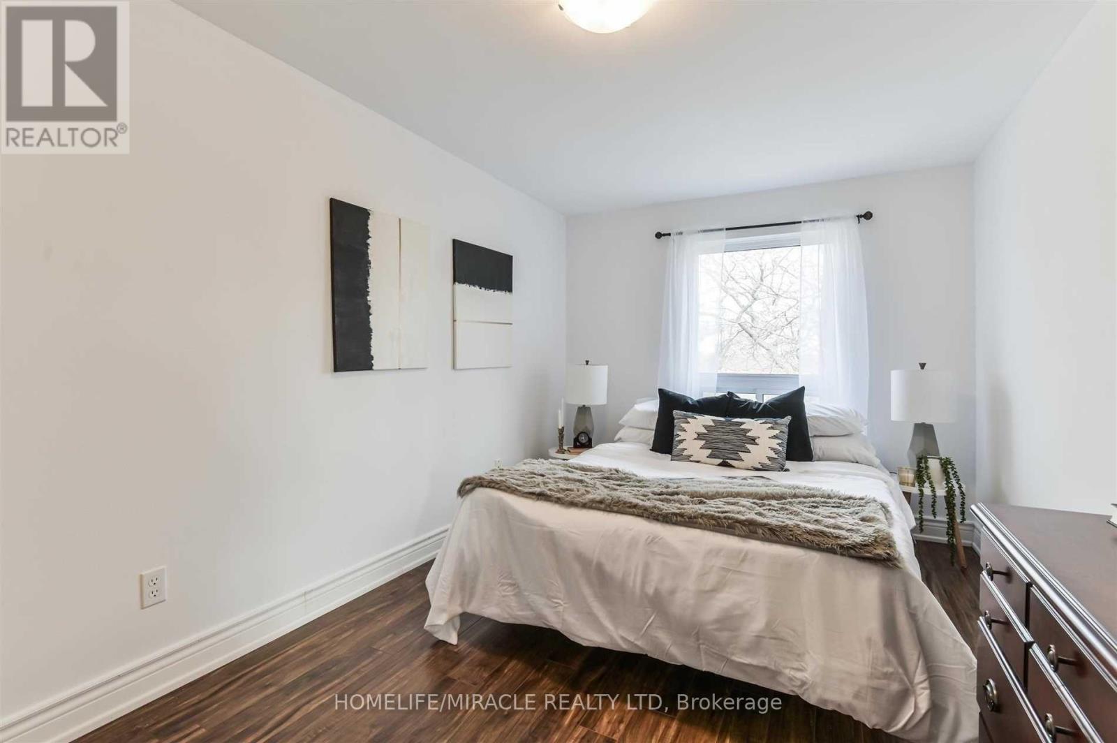 37 Banner Crescent, Ajax, Ontario  L1S 3S8 - Photo 19 - E13126720